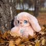 Мягкая игрушка кролик из меха кролика Боня персиковый картинка
